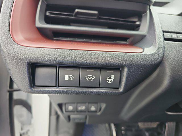 Used 2024 Toyota Prius Prime Premium image 25