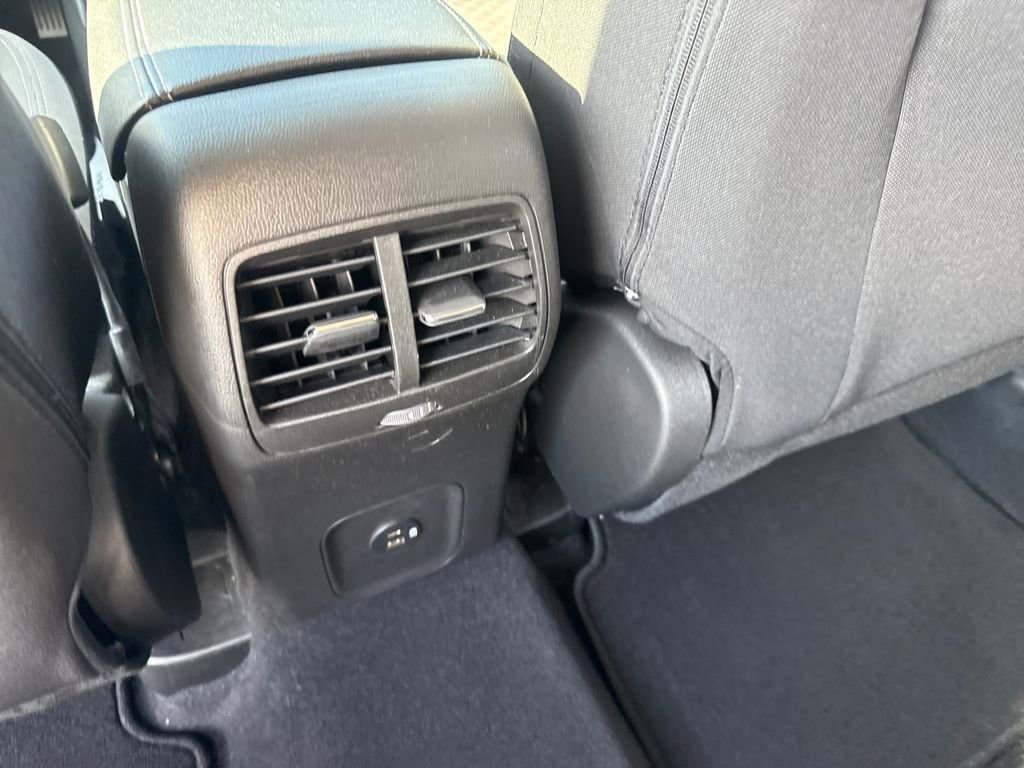 Used 2022 Ford Escape SE w/ Convenience Package FWD image 19