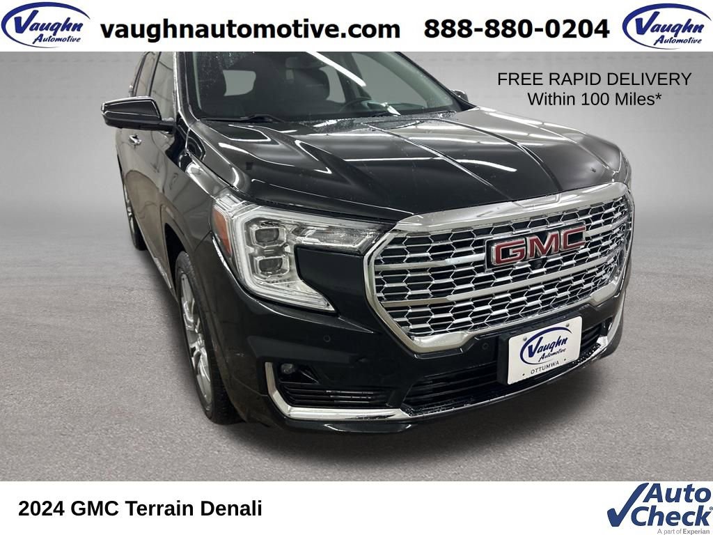 Used 2024 GMC Terrain Denali w/ Denali Premium Package image 1