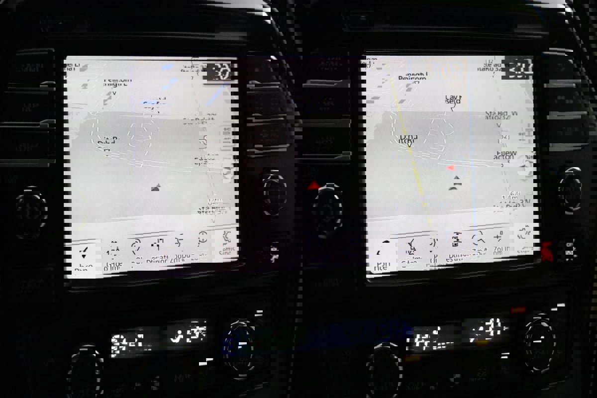 Used 2019 Nissan Maxima 3.5 SV w/ Floor Mat Group image 9