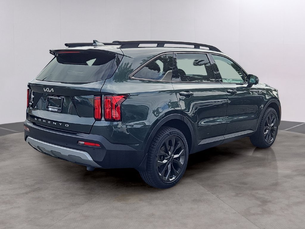 Certified 2022 Kia Sorento SX Prestige AWD/4WD image 3