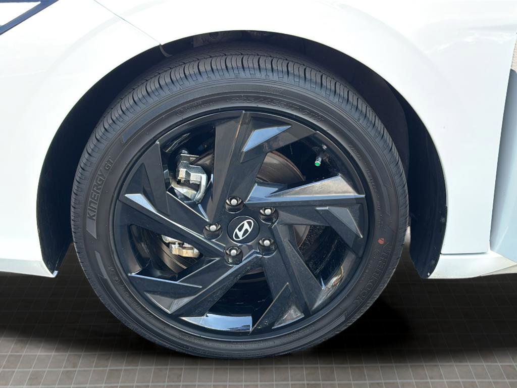 Certified 2026 Hyundai Elantra SEL Sport image 45