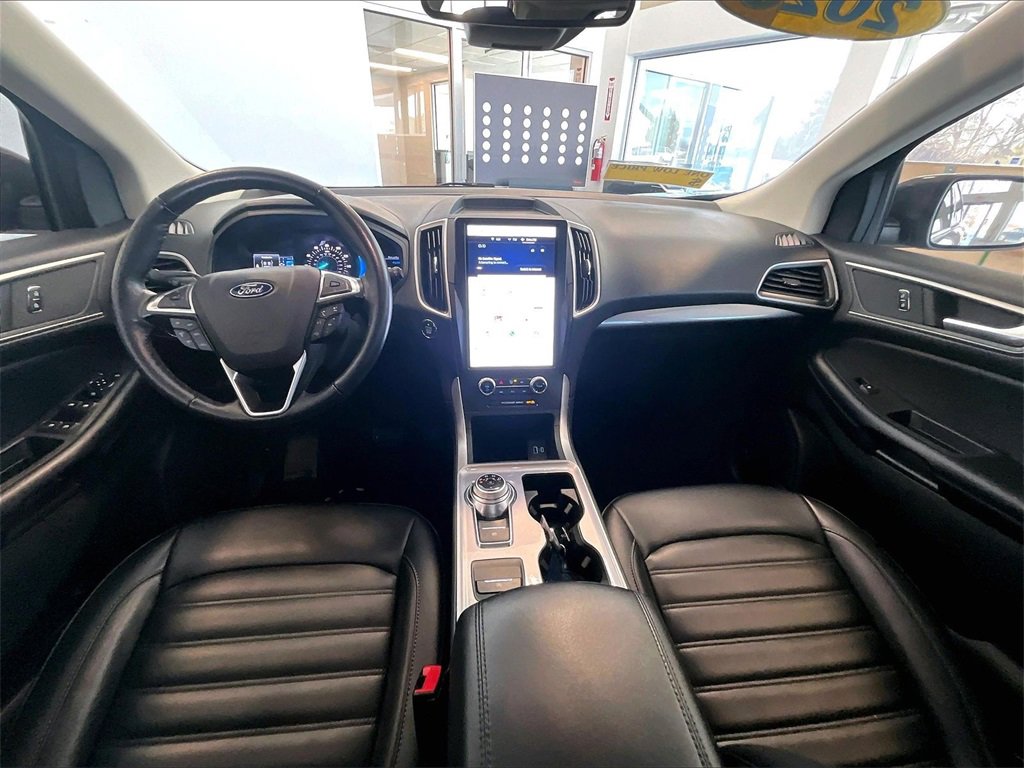 Used 2023 Ford Edge SEL image 21