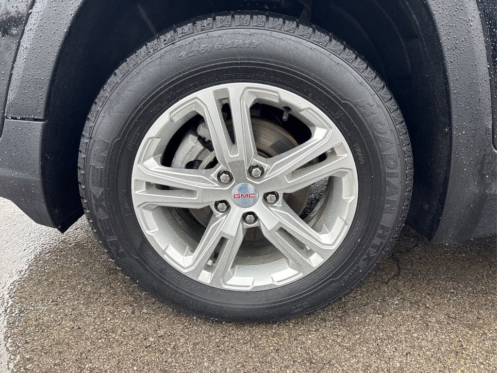 Used 2022 GMC Terrain SLE w/ Driver Convenience Package image 12