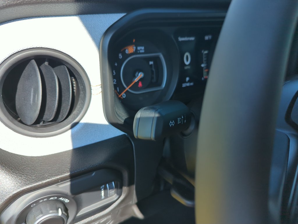 Used 2024 Jeep Wrangler Unlimited Sport AWD/4WD image 20
