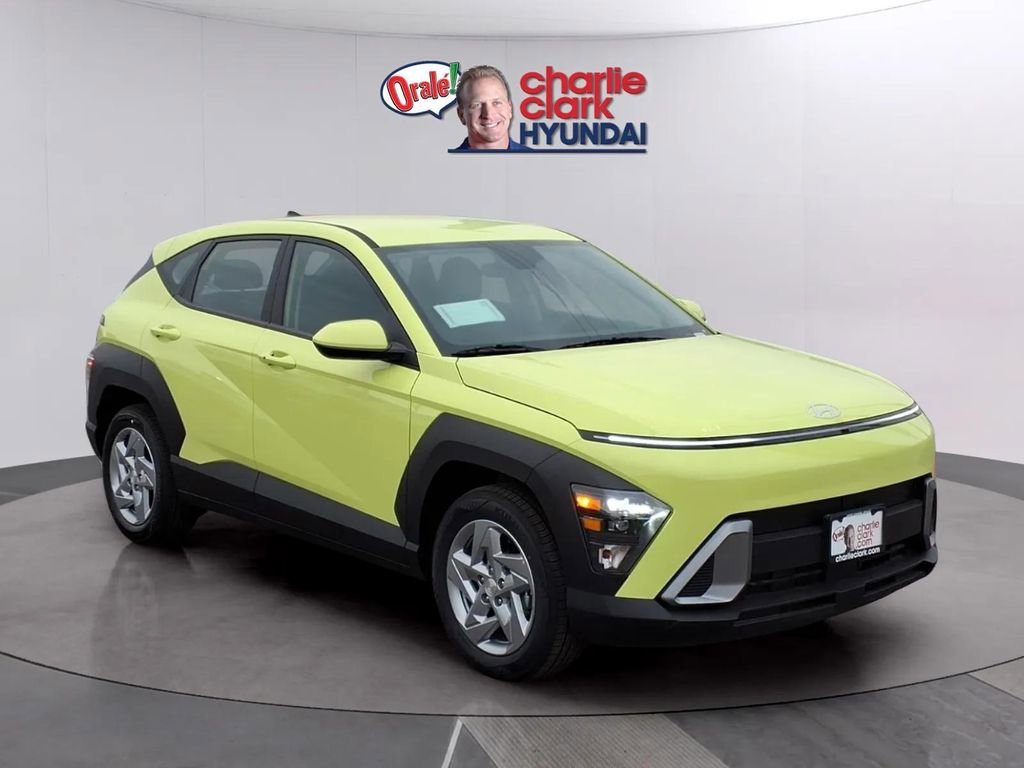 New 2026 Hyundai Kona SE image 7