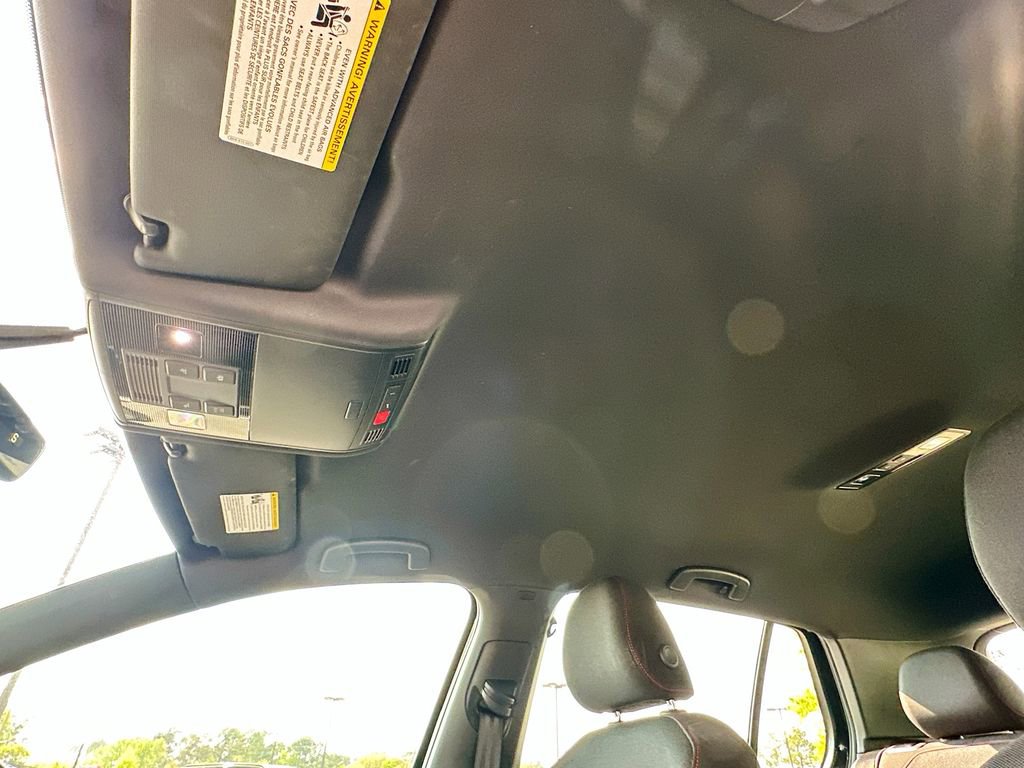 Used 2017 Volkswagen GTI S image 11