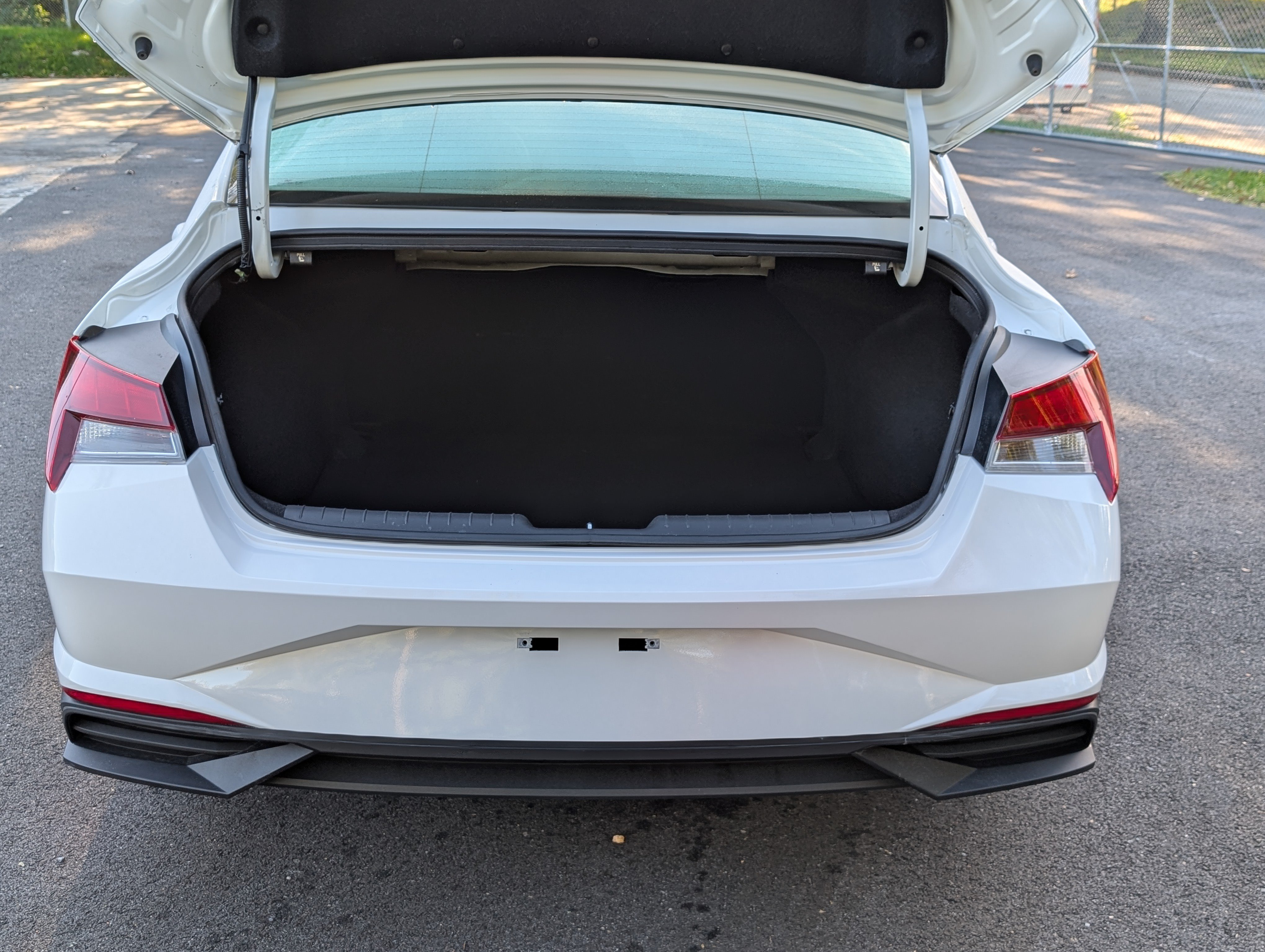 Used 2023 Hyundai Elantra SEL FWD image 12