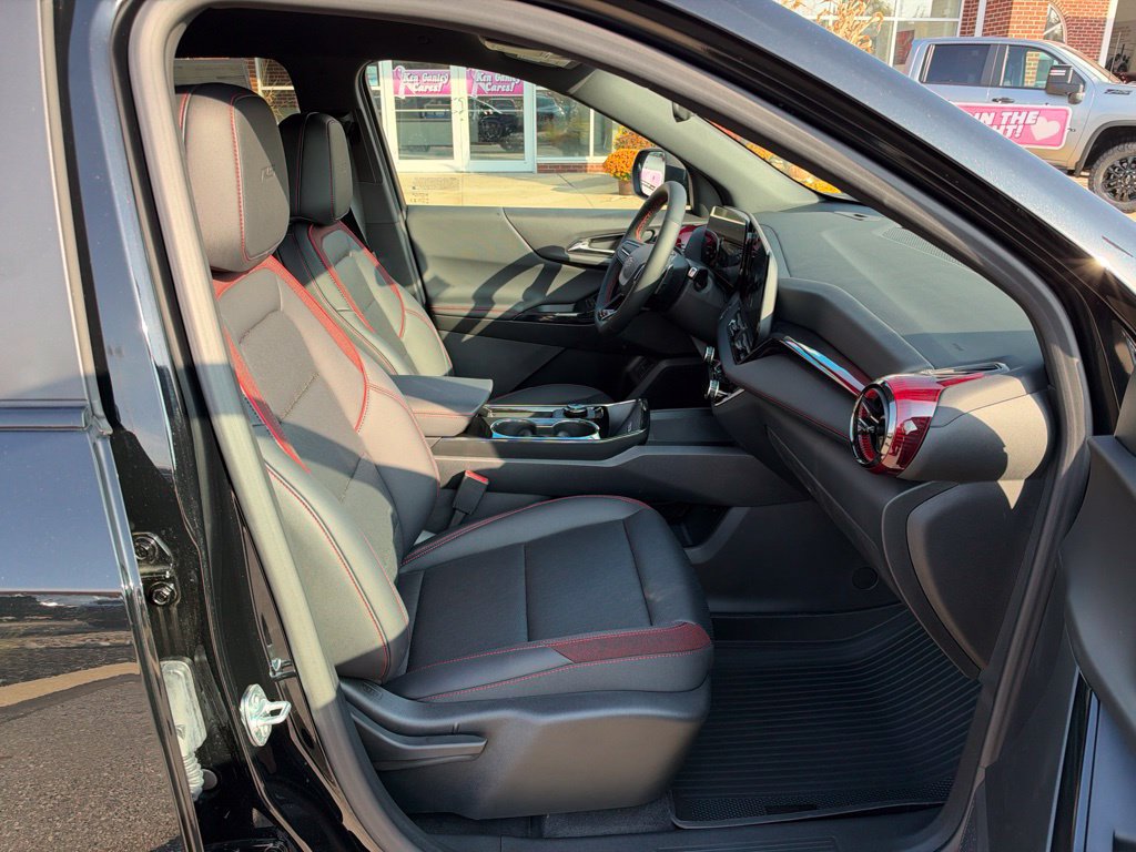 New 2027 Chevrolet Equinox RS w/ LPO, Floor Liner Package AWD/4WD image 43