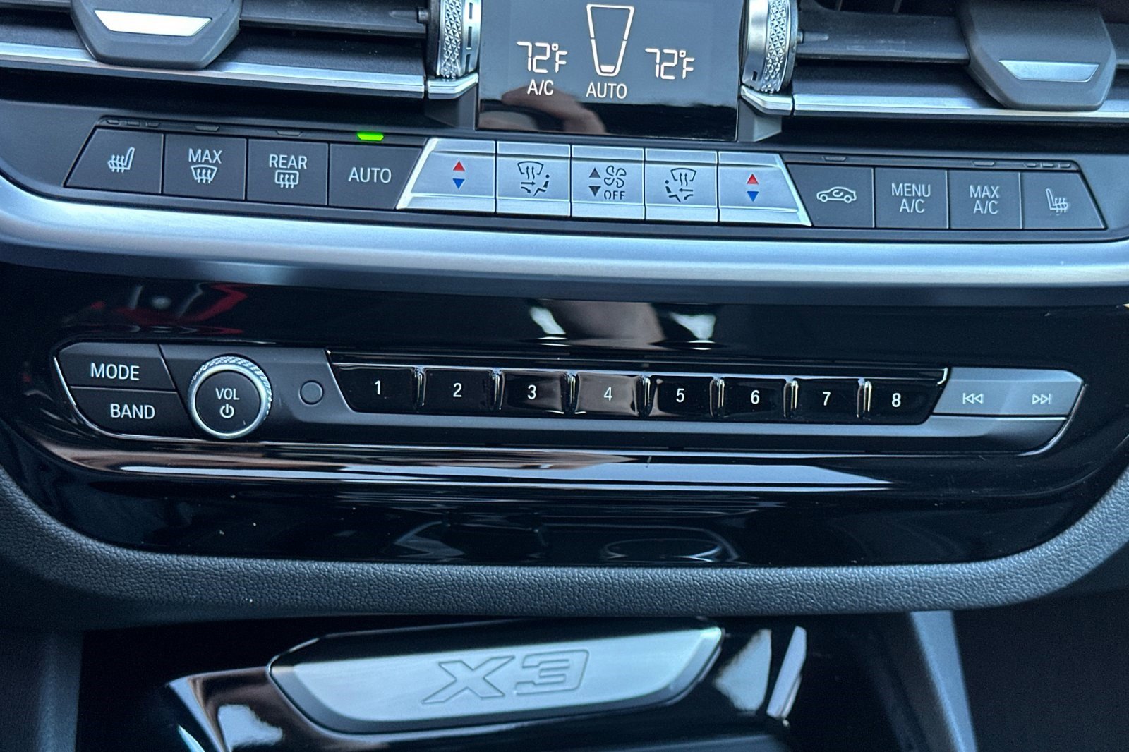 Used 2024 BMW X3 xDrive30i w/ Premium Package image 27