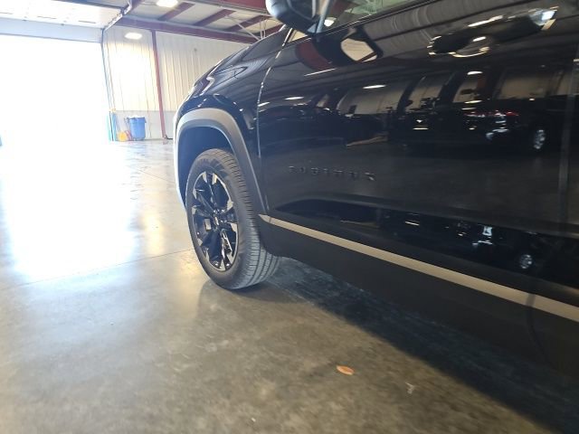New 2026 Chevrolet Equinox RS w/ LPO, Floor Liner Package image 14