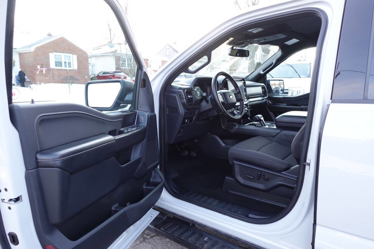 Used 2024 Ford F150 XLT w/ Equipment Group 302A MID image 13