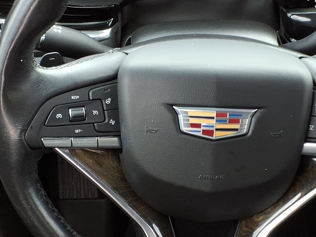Used 2020 Cadillac XT6 Premium Luxury FWD image 10