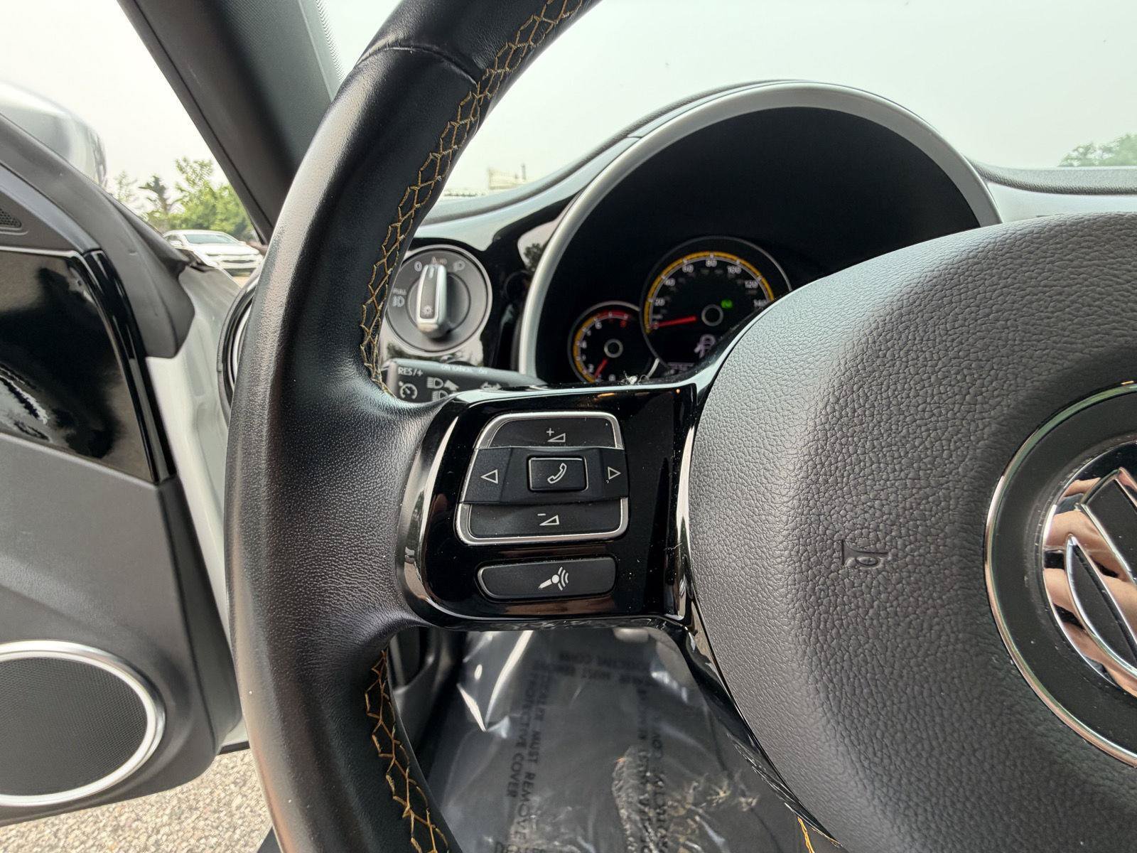 Used 2017 Volkswagen Beetle 1.8T Dune FWD image 17