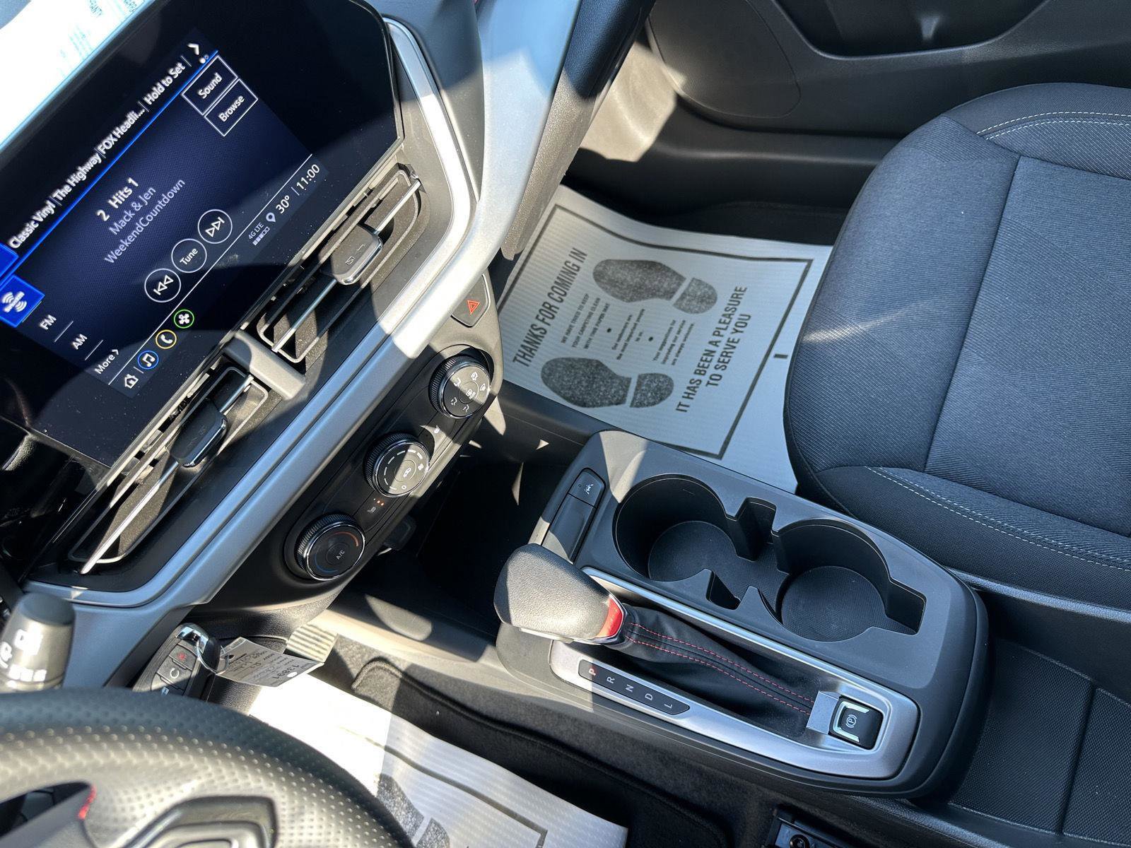 Used 2025 Chevrolet Trax RS w/ Driver Confidence Package image 17