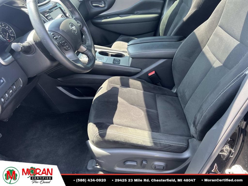 Used 2020 Nissan Murano SV AWD/4WD image 16