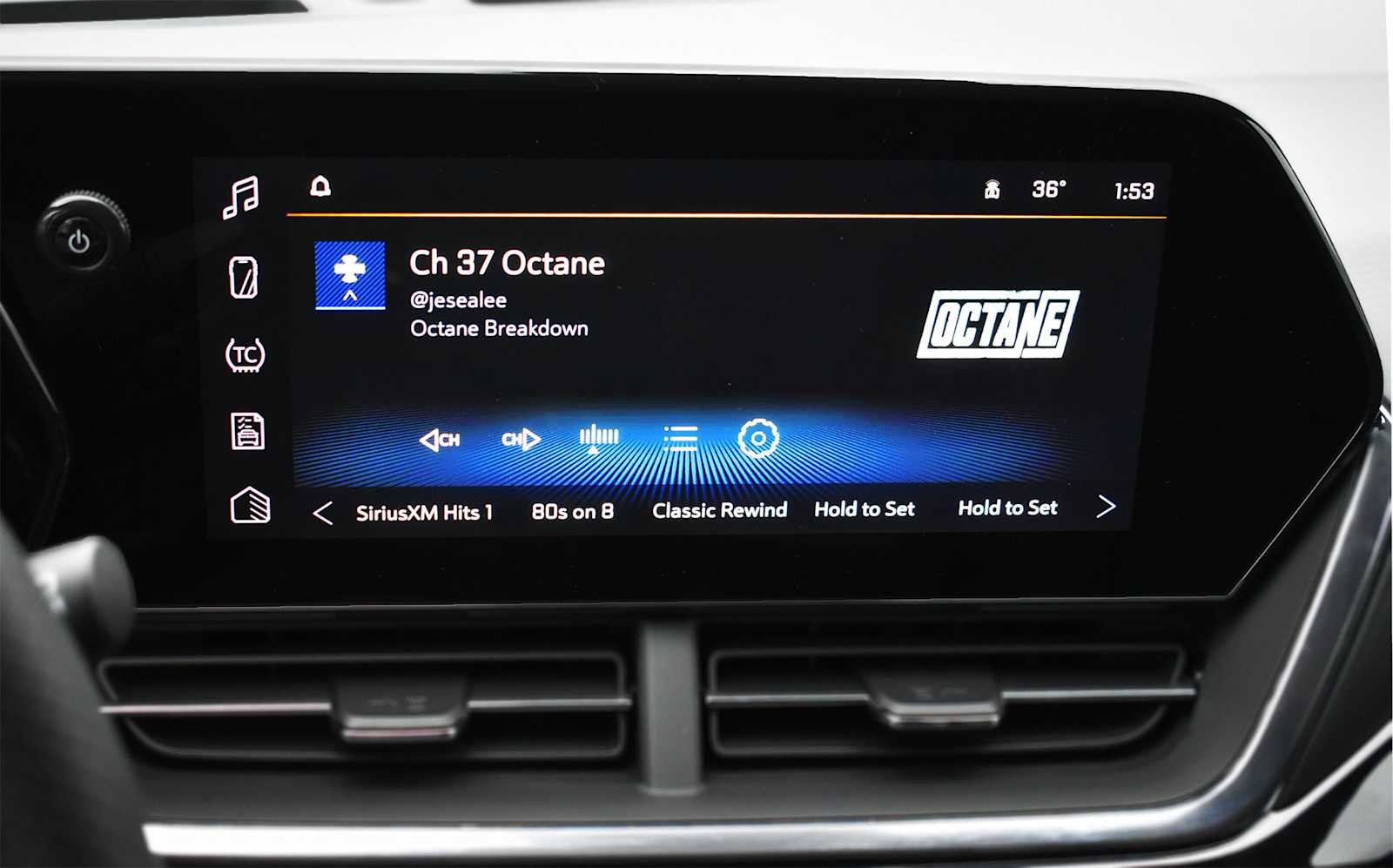 New 2026 Chevrolet Trax RS w/ Driver Confidence Package image 17