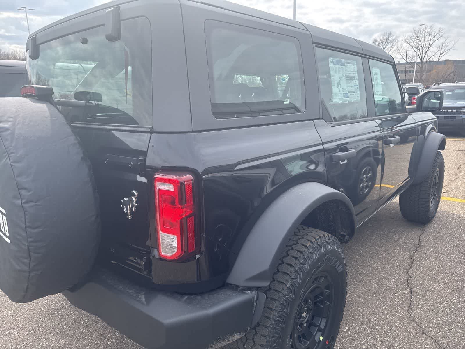 New 2026 Ford Bronco 4-Door w/ Sasquatch Package AWD/4WD image 23