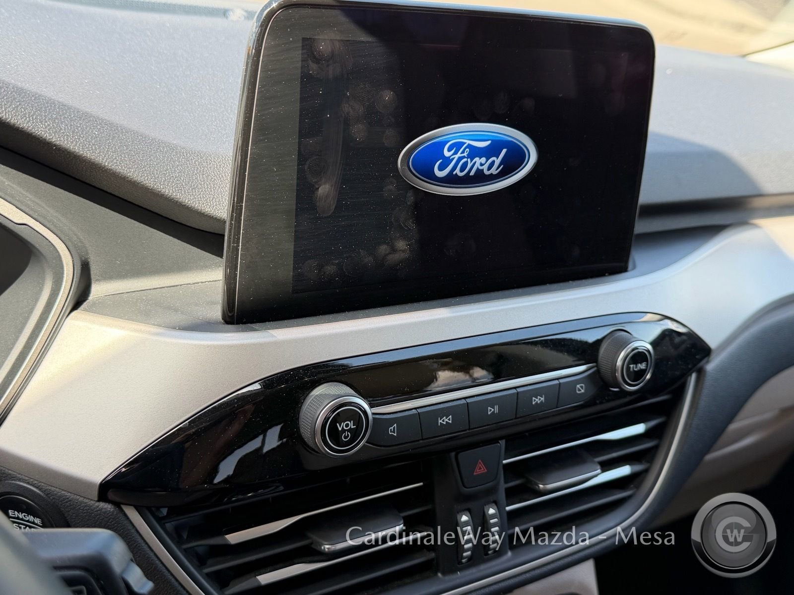 Used 2022 Ford Escape SEL w/ Technology Package FWD image 10