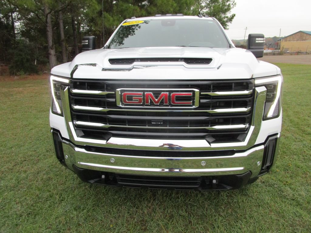 New 2026 GMC Sierra 2500 SLE w/ SLE Value Package; image 4