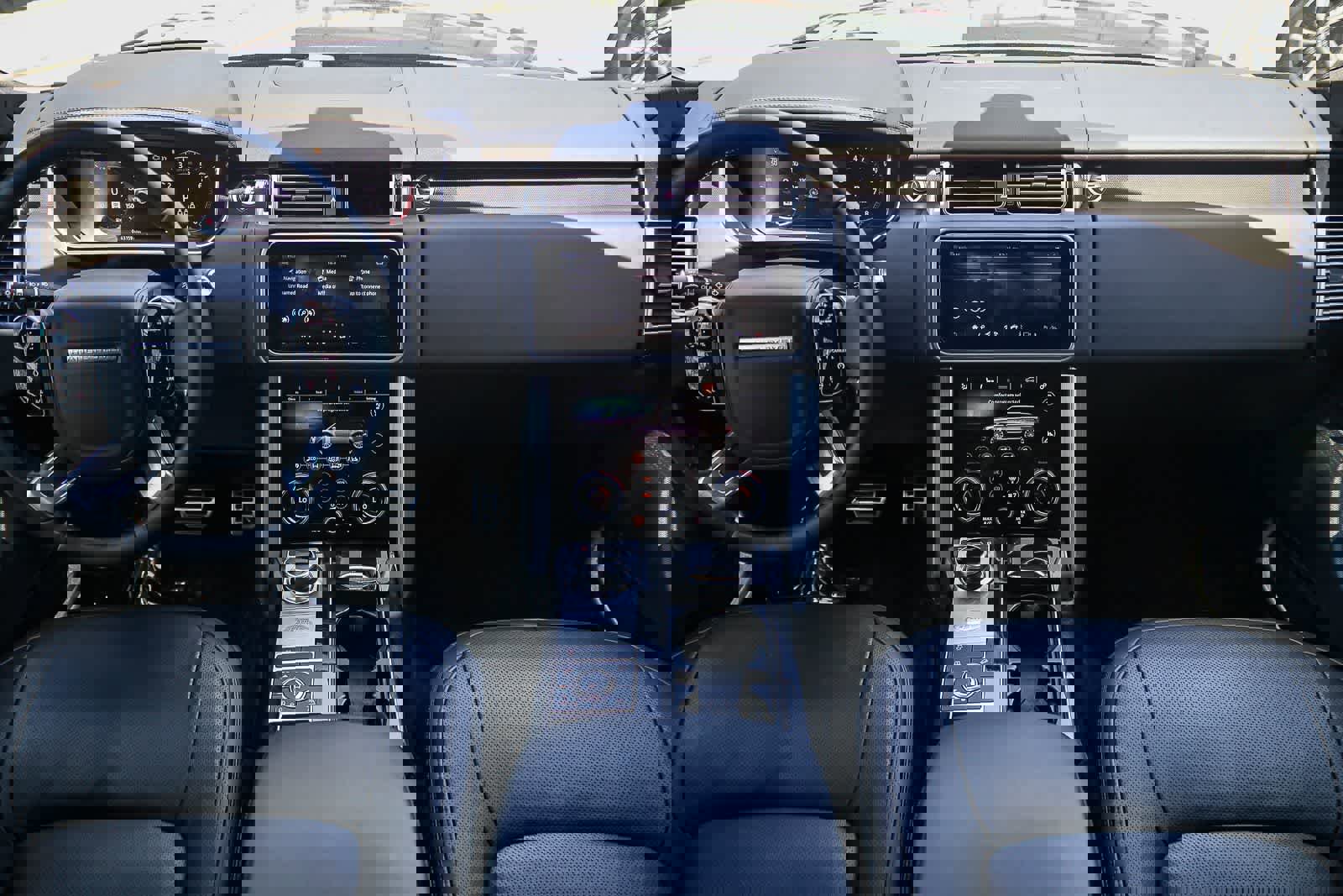 Used 2021 Land Rover Range Rover Westminster Edition image 12