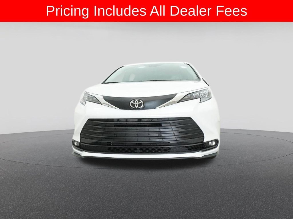 New 2026 Toyota Sienna XLE FWD image 31