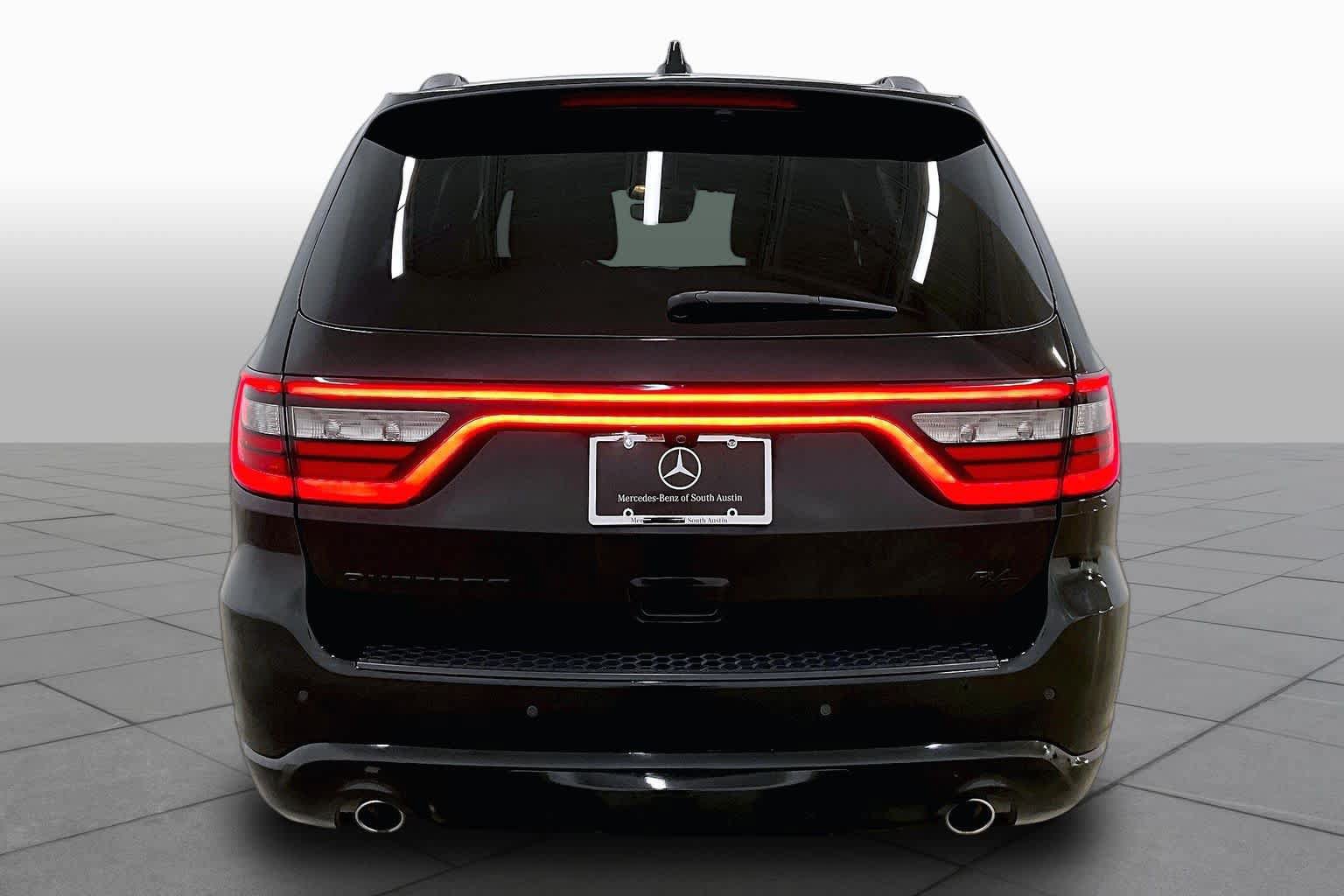 Used 2023 Dodge Durango R/T RWD image 5