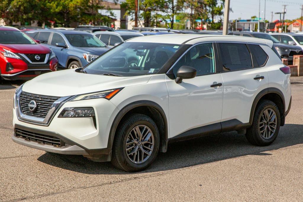 Used 2023 Nissan Rogue S AWD/4WD image 9