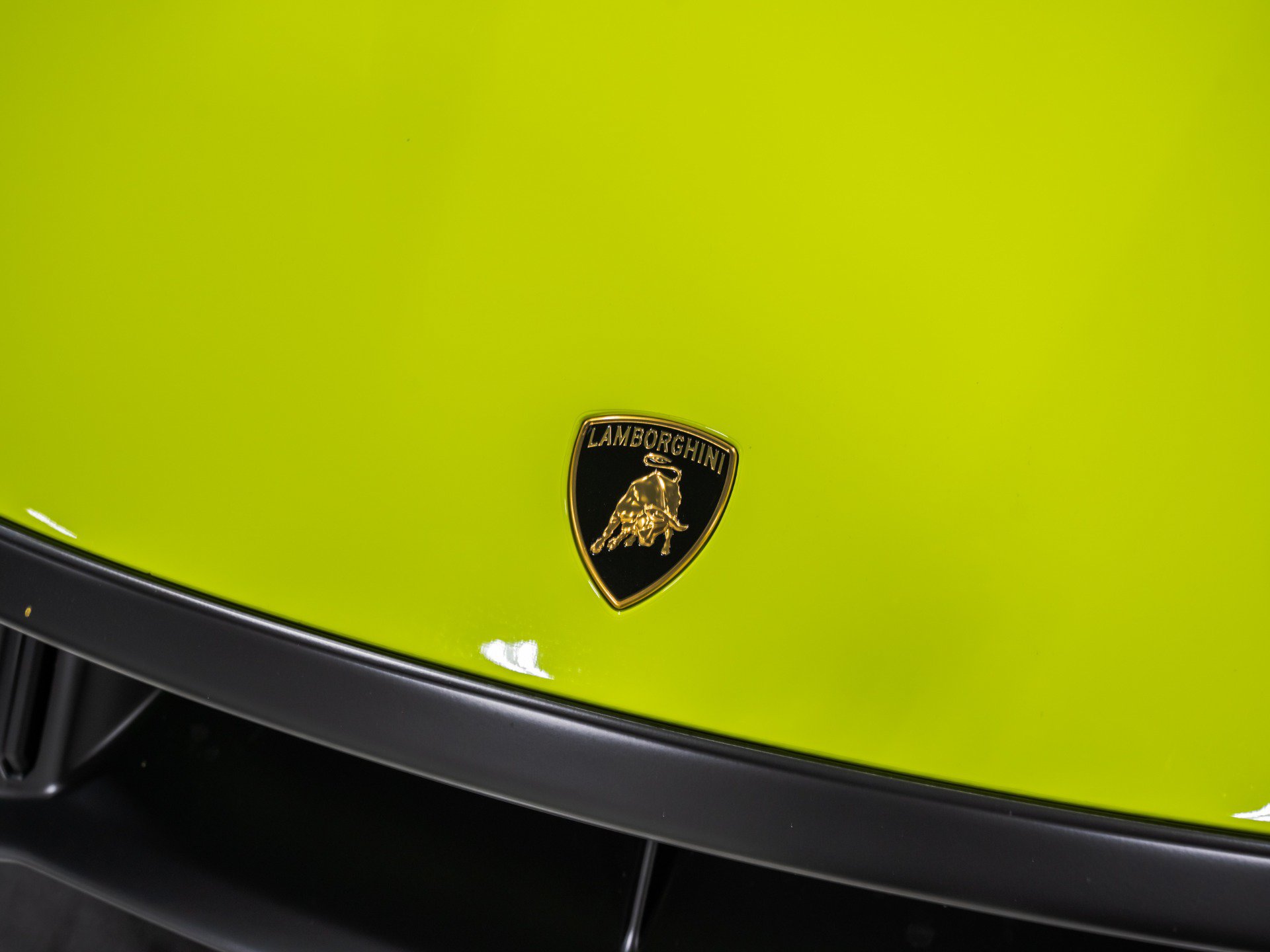 Used 2023 Lamborghini Huracan STO RWD image 16