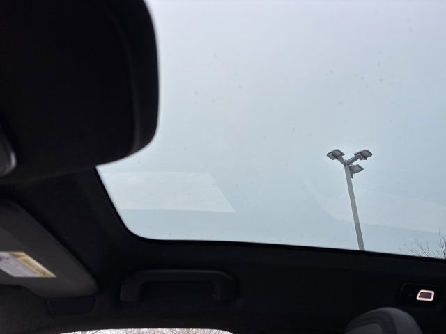 Used 2021 Polestar Polestar 2 w/ Performance Package image 38