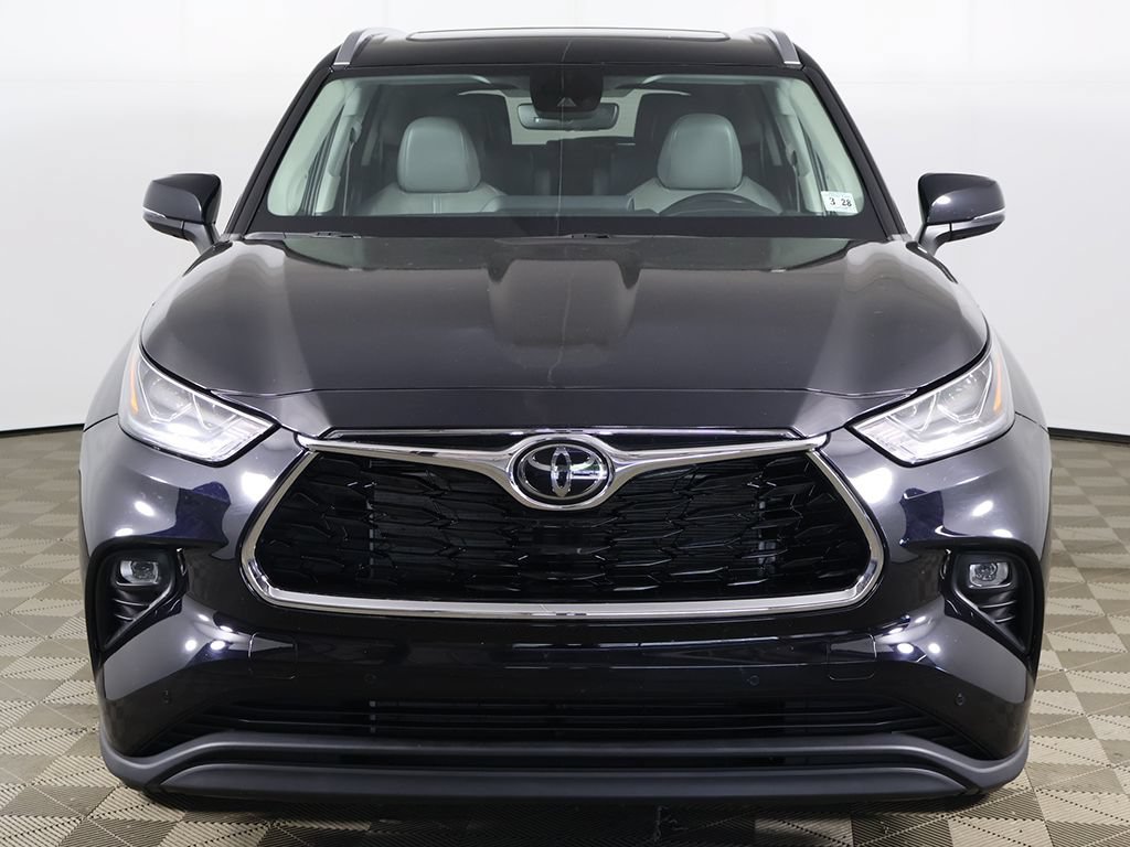 Used 2023 Toyota Highlander Limited AWD/4WD image 13