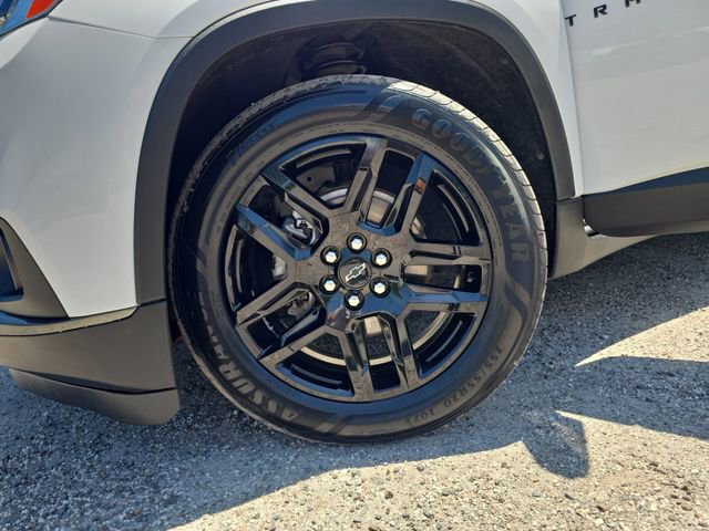 Used 2020 Chevrolet Traverse LT w/ LPO, Blackout Package AWD/4WD image 30