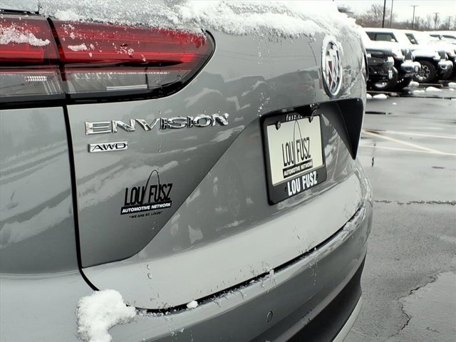 Used 2023 Buick Envision Essence image 34