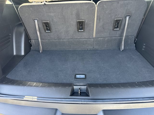 Certified 2023 Chevrolet Traverse LS FWD image 22
