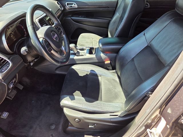 Used 2018 Jeep Grand Cherokee Altitude AWD/4WD image 10