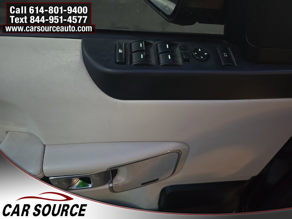 Used 2011 Land Rover Range Rover Supercharged image 12