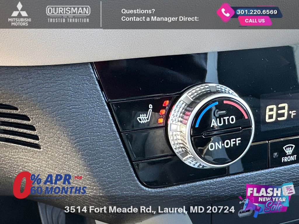 New 2025 Mitsubishi Outlander SE image 30