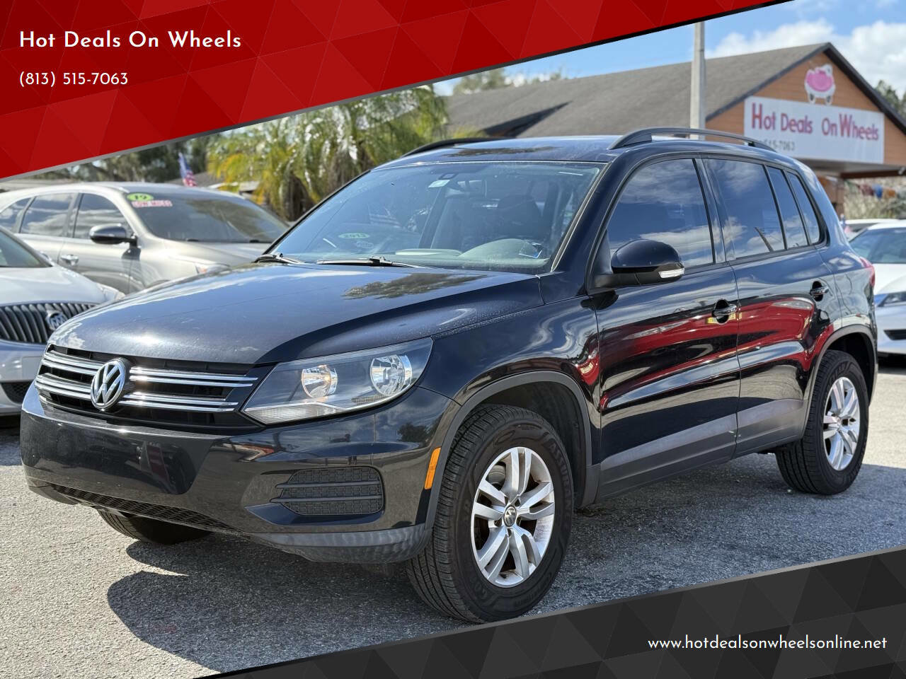 Used 2016 Volkswagen Tiguan S image 1