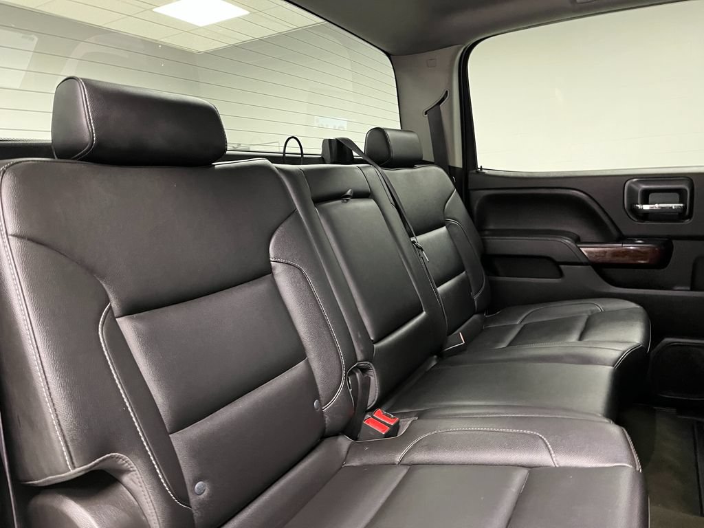 Used 2017 GMC Sierra 2500 SLE w/ HD SLE Preferred Plus Package AWD/4WD image 53