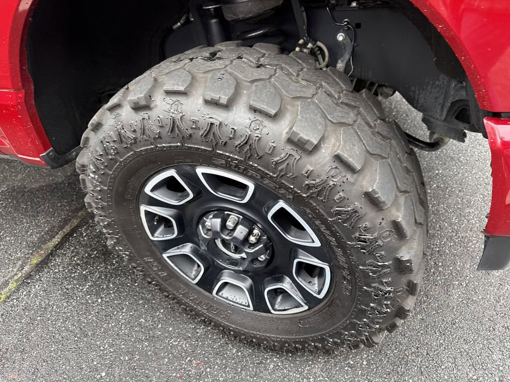 Used 2024 Ford F250 Platinum image 11