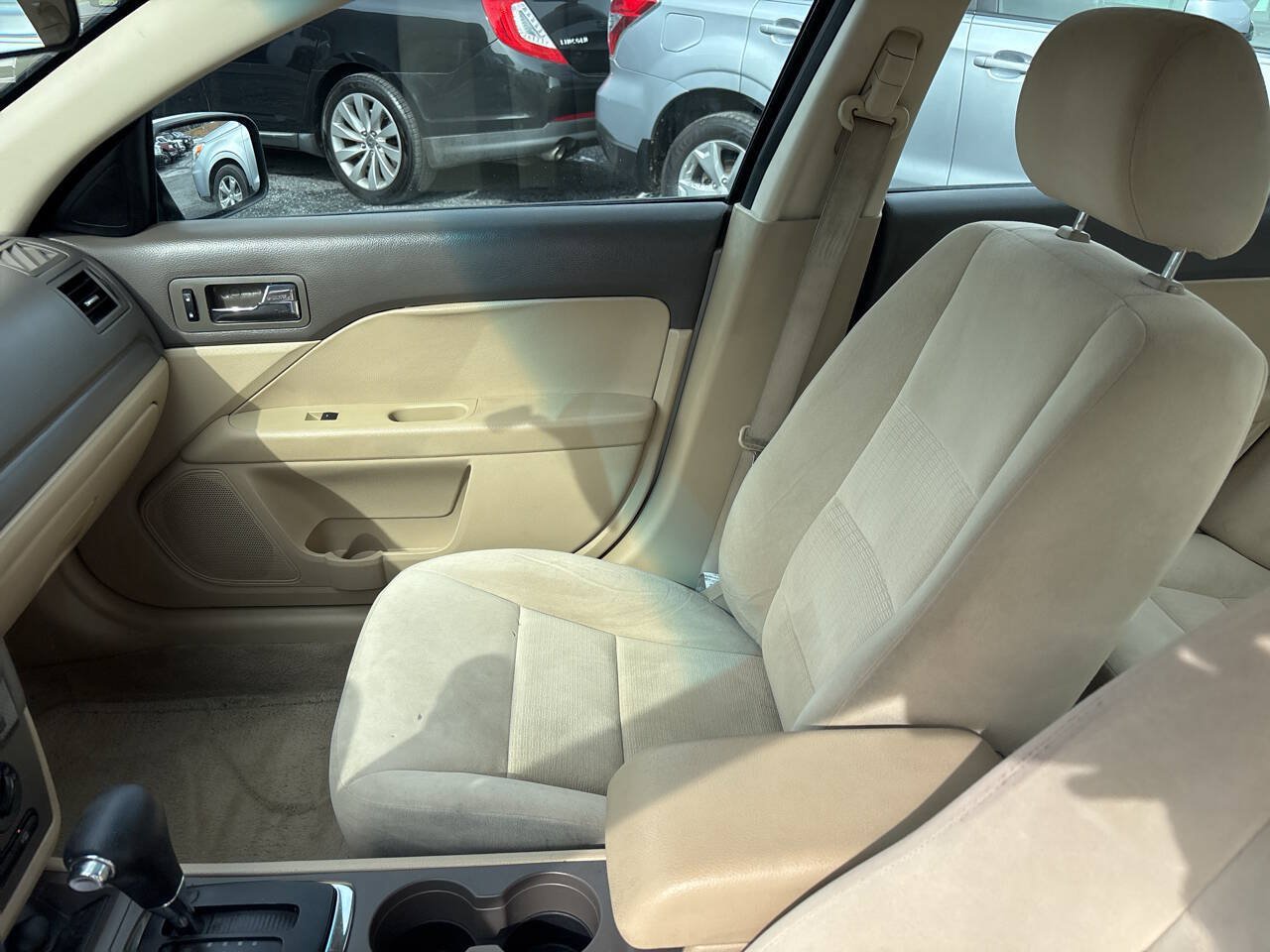 Used 2008 Ford Fusion SE FWD image 16