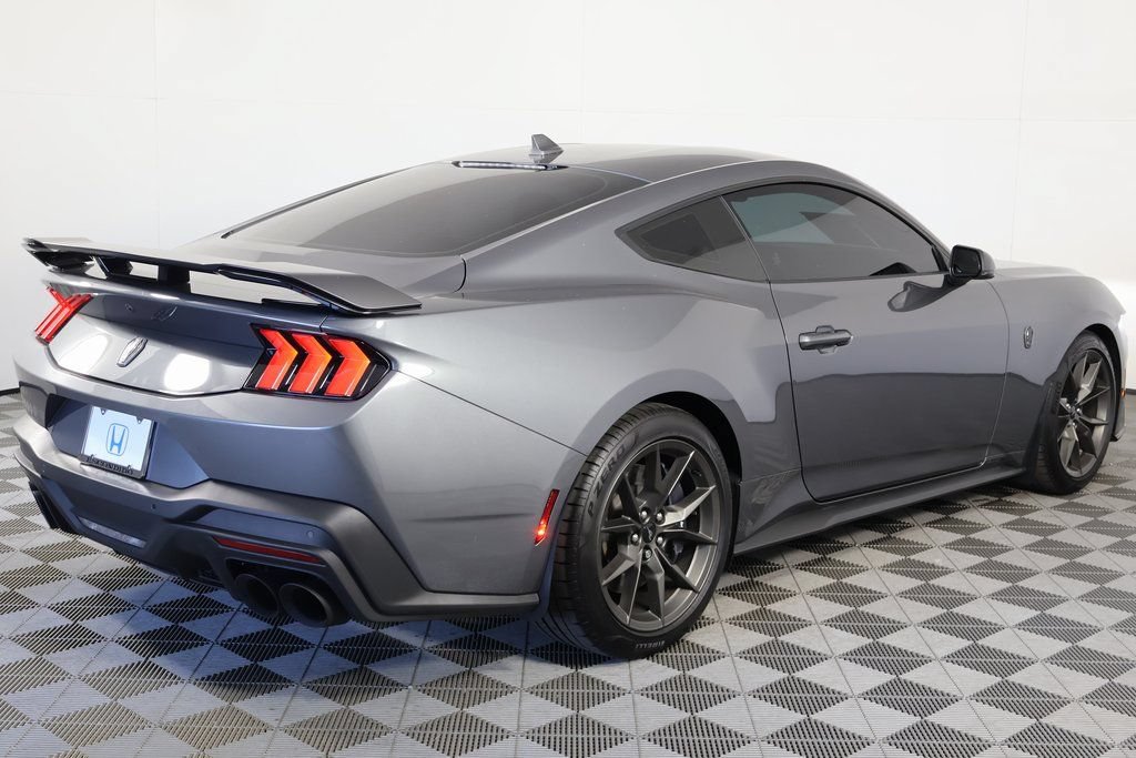 Used 2025 Ford Mustang Dark Horse RWD image 4