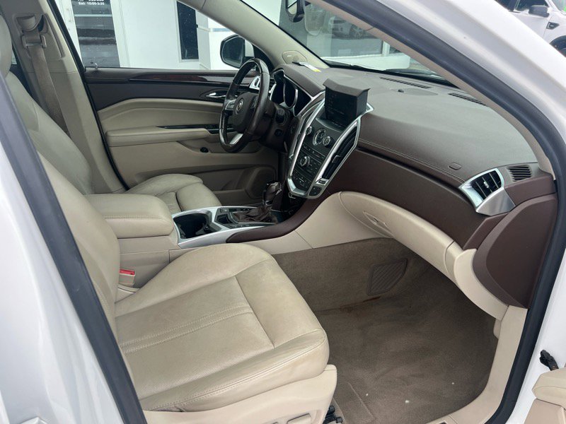 Used 2012 Cadillac SRX Luxury image 10
