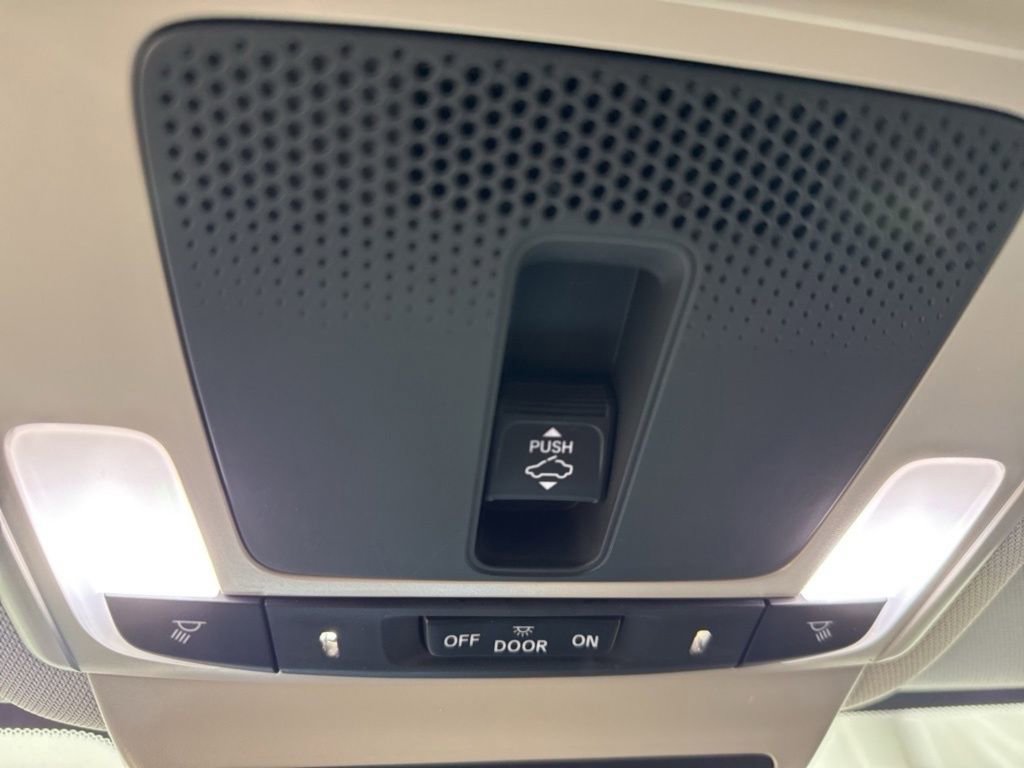 Certified 2025 Honda HR-V EX-L image 21