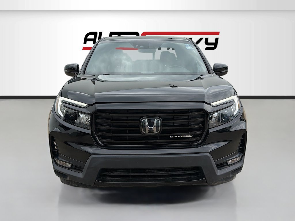 Used 2023 Honda Ridgeline Black Edition image 2