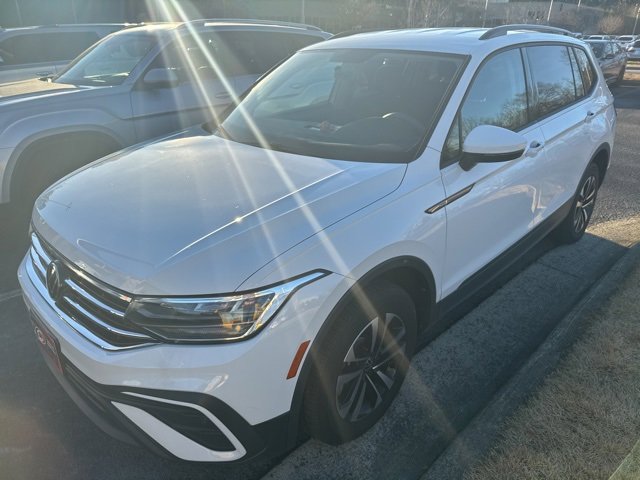 Certified 2022 Volkswagen Tiguan S image 11