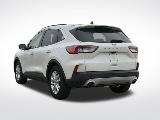 Used 2020 Ford Escape SE image 17