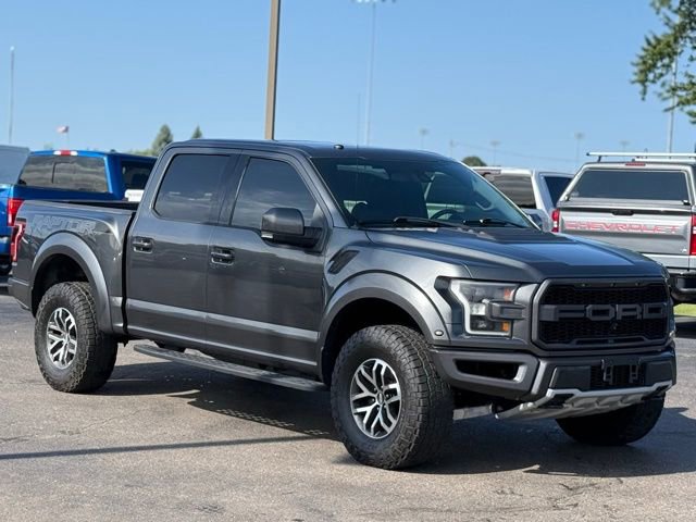 Certified 2018 Ford F150 Raptor w/ Equipment Group 802A Luxury image 39