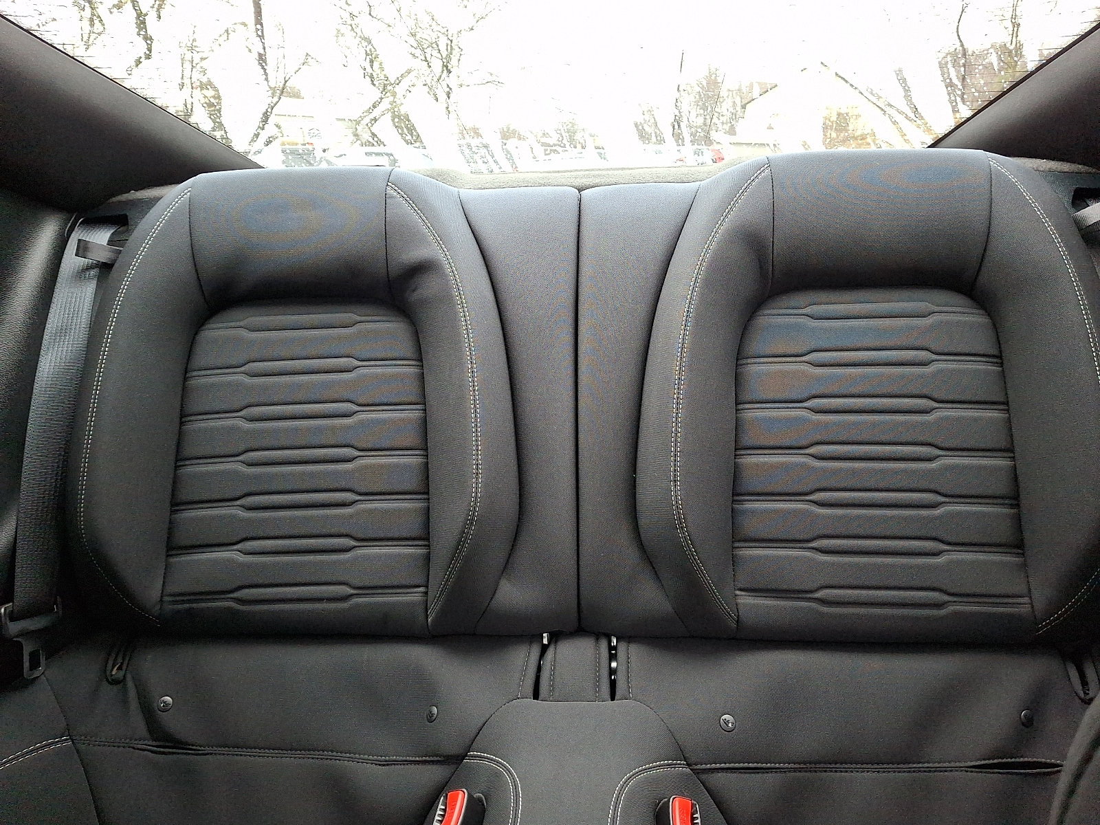 Used 2017 Ford Mustang Coupe RWD image 19