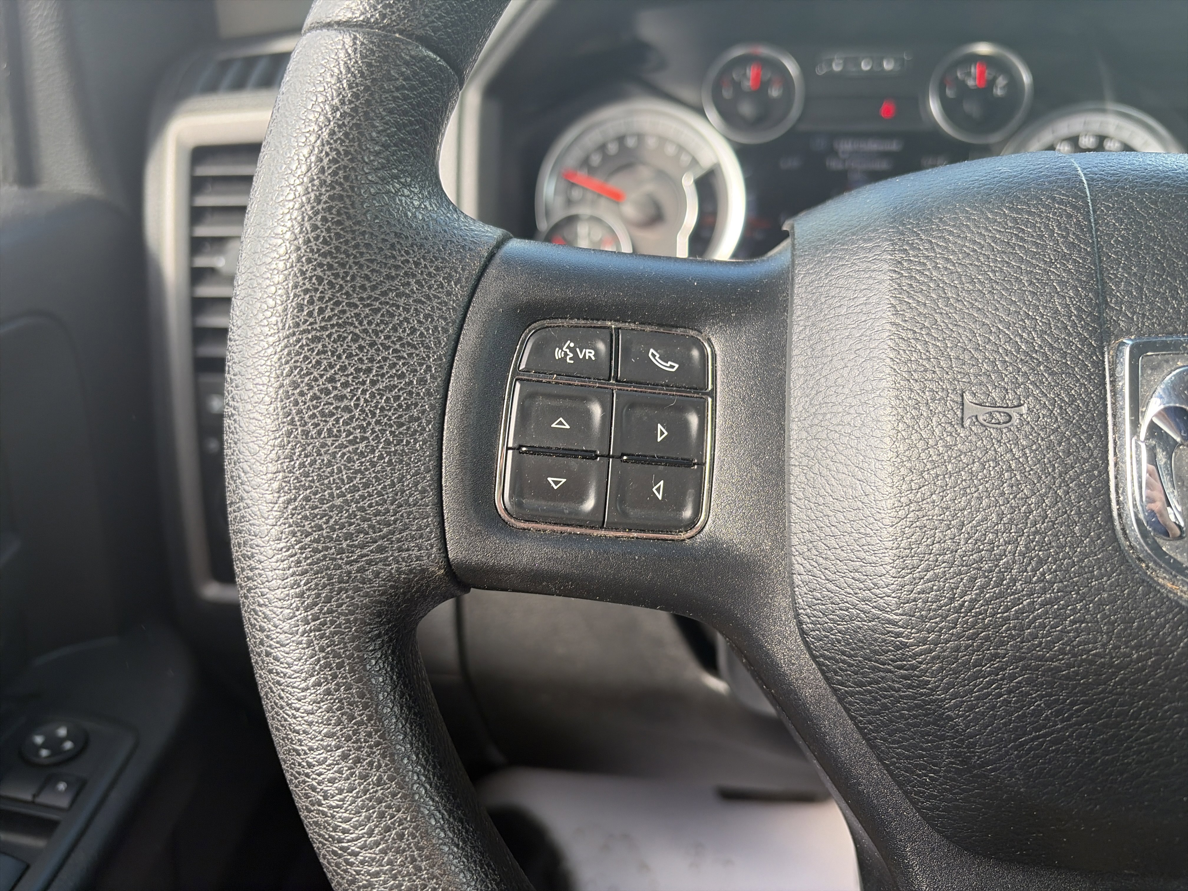 Used 2013 RAM 1500 Express AWD/4WD image 18